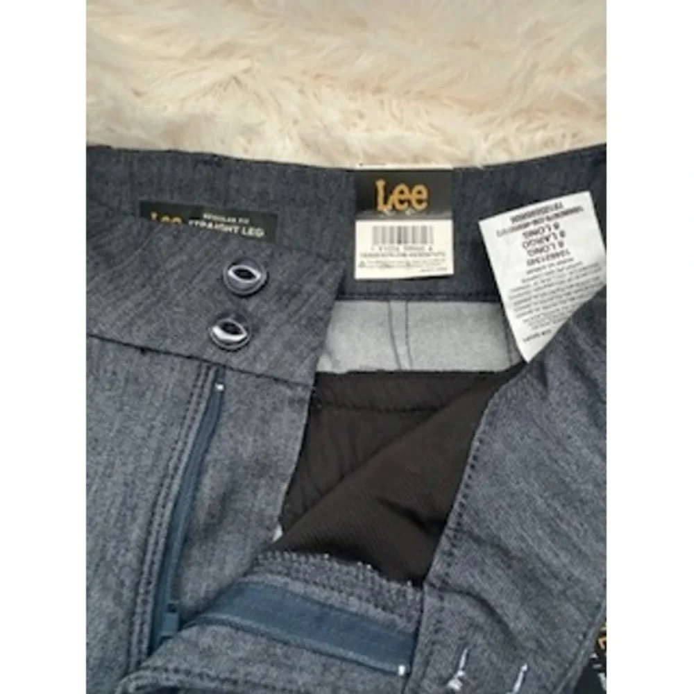 Lee Secretly Shapes Straight Leg Mid Rise Women Jeans Size 8 Long Dark Wash - Picture 4 of 6